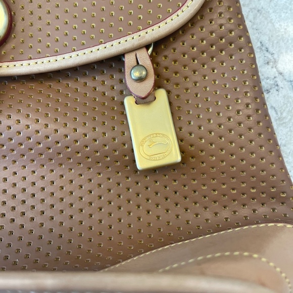 Vintage Dooney & Bourke Brown push lock  Shoulder Bag - Picture 4 of 14